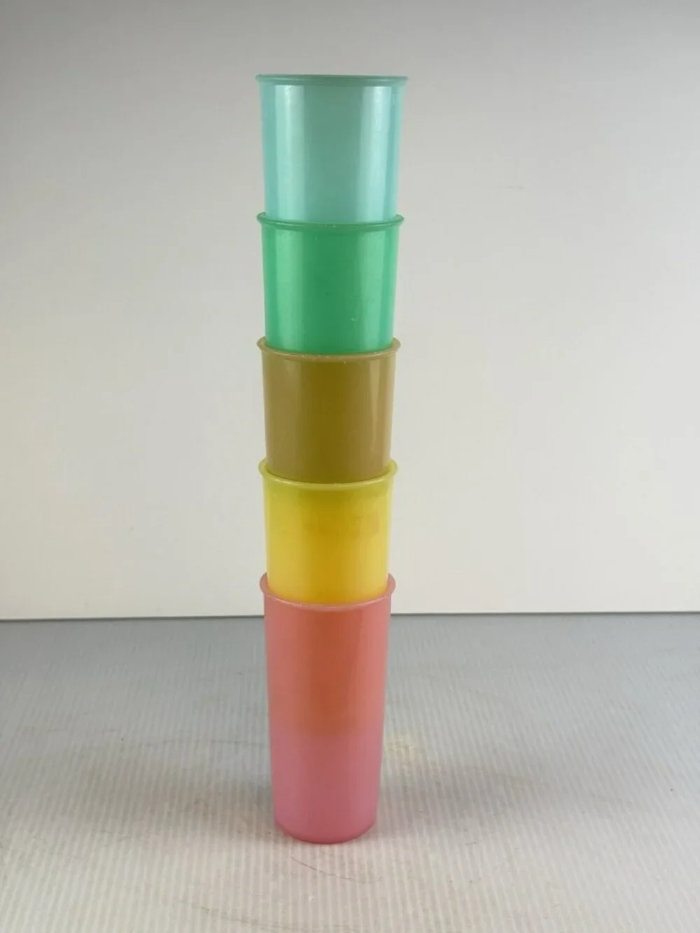 Vtg Tupperware 6 Ounce Pastel Juice Cups Small Tumblers #117 - Set of 5